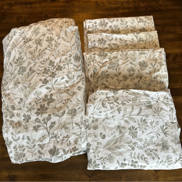 Boll & Branch Signature Botanical Duvet Set Pewter Full/Queen Flat Sheet Covers - Picture 3 of 12